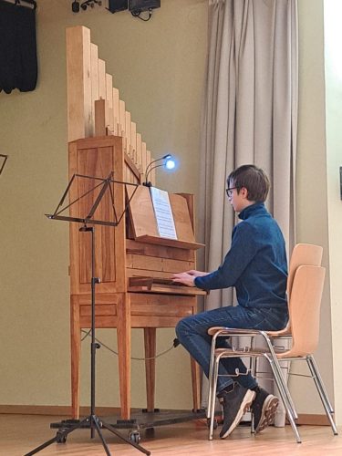 76cf0e00-207e-4a3b-96d1-573d66a3db63